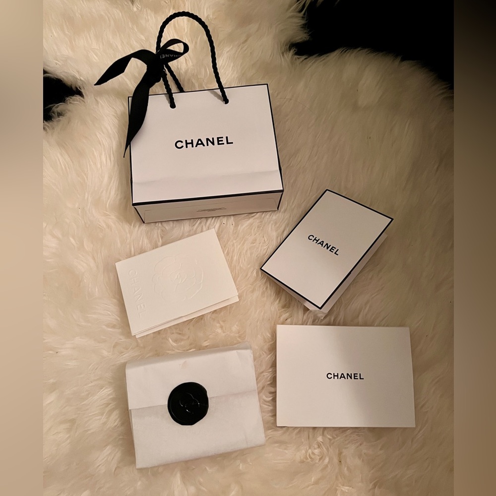 Authentic Chanel shopping bag small with complimentary chanel envelops